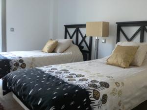 Twin Bedroom