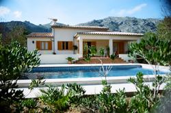 Can Vich - view to the pool