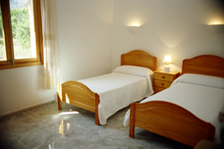 Can Vich - twin bedroom