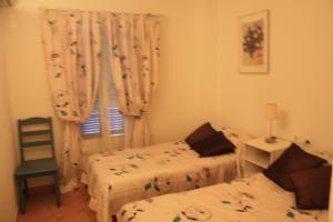 Twin Bedroom
