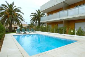 swiming pool