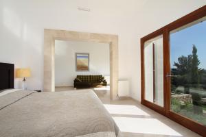 2nd double bedroom