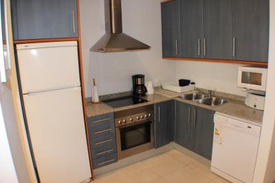 Fully fitted kitchen