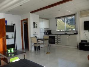 Lounge and kitchen