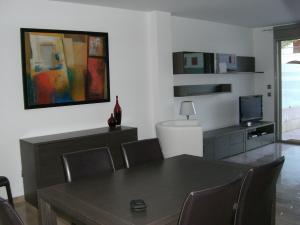 Open Plan Lounge/Dining