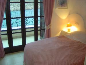 one of double bedrooms