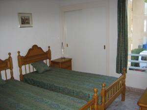 Twin Bedroom