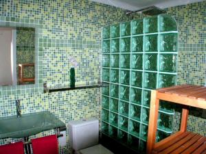 Ensuite bathroom